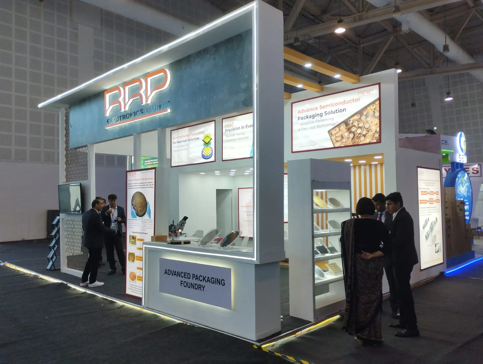 stall fabricators in Surat